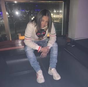 Meet your Posher, Elyse